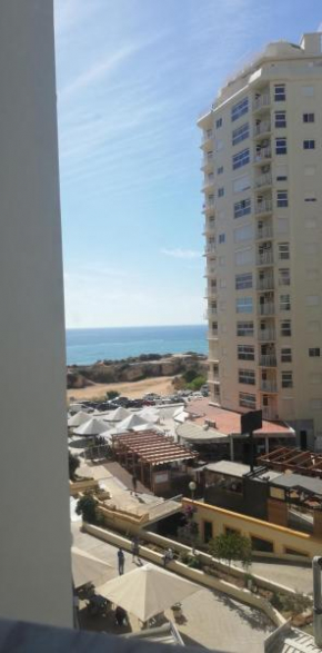 À Beira Mar
